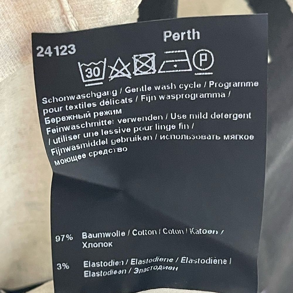 Sold  - Picture 5 of 7